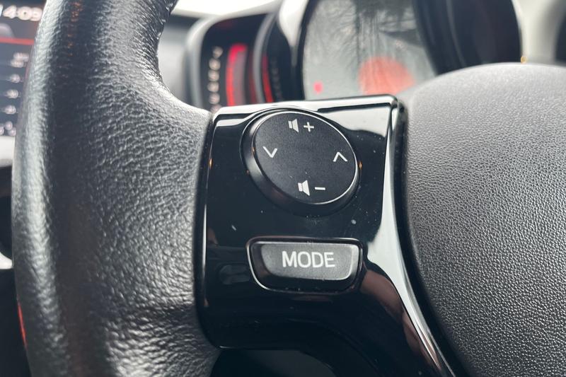 Used Toyota AYGO 2019 for sale - 77138176: Photo 38