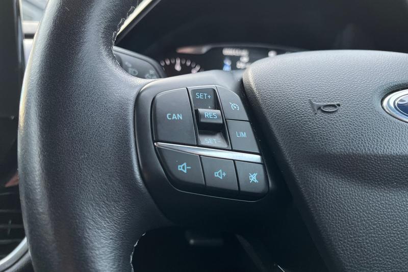 Used Ford Fiesta 2018 for sale - 76971923: Photo 39