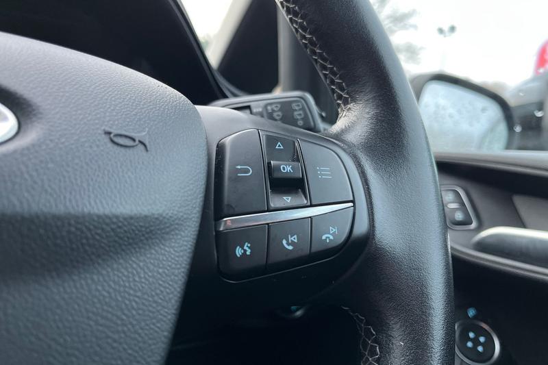 Used Ford Fiesta 2018 for sale - 76971923: Photo 40