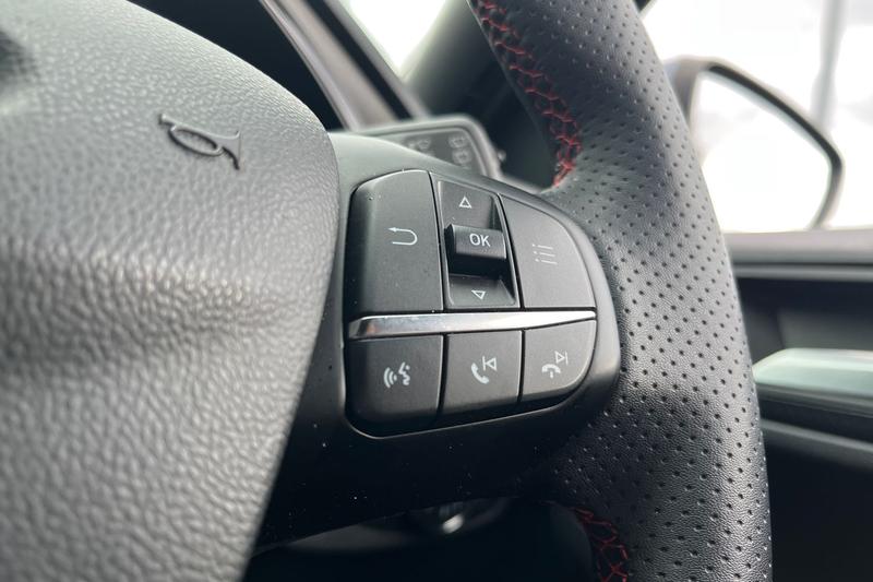 Used Ford Focus 2023 for sale - 78001298: Photo 40