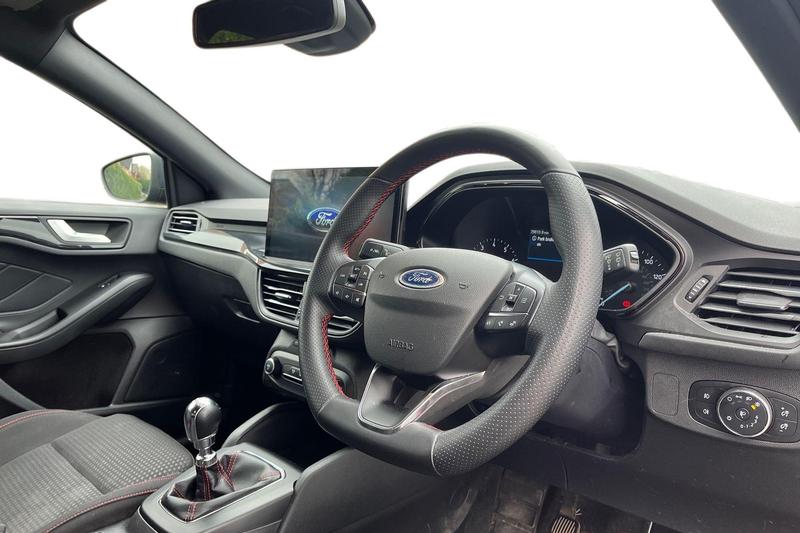 Used Ford Focus 2023 for sale - 78001298: Photo 9
