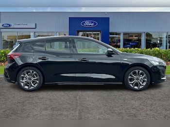 Used Ford Focus 2026 for sale - 79536129: Photo