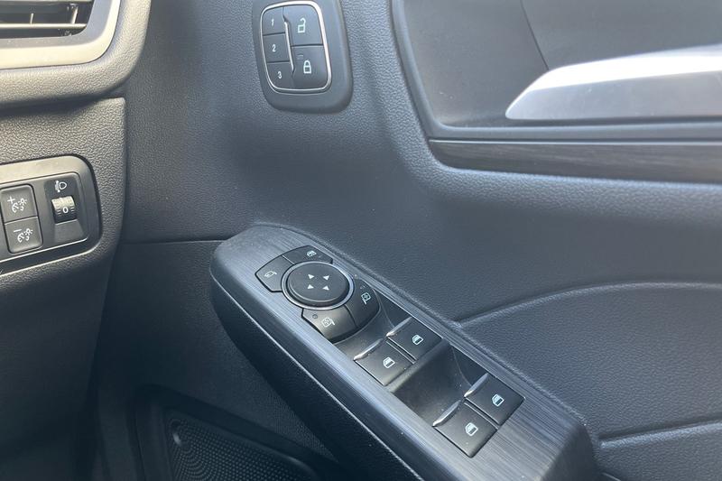 Used Ford Kuga 2022 for sale - 76385036: Photo 16