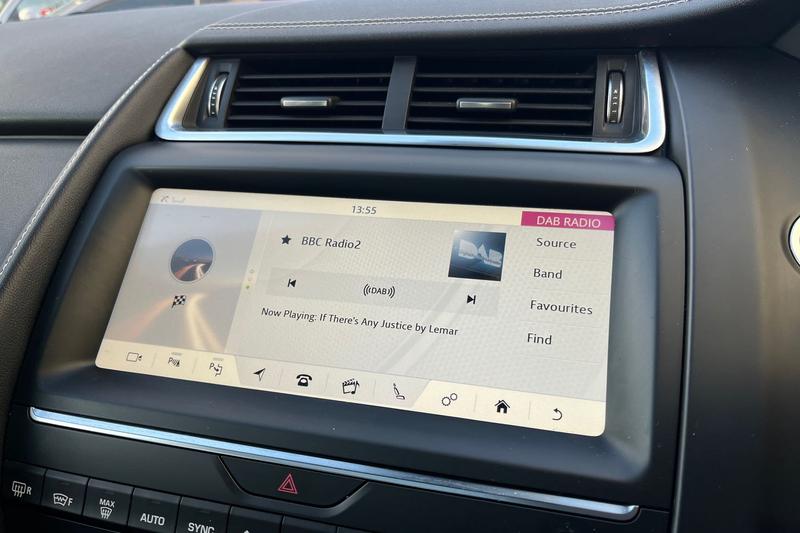 Used Jaguar E-Pace 2019 for sale - 76819263: Photo 33