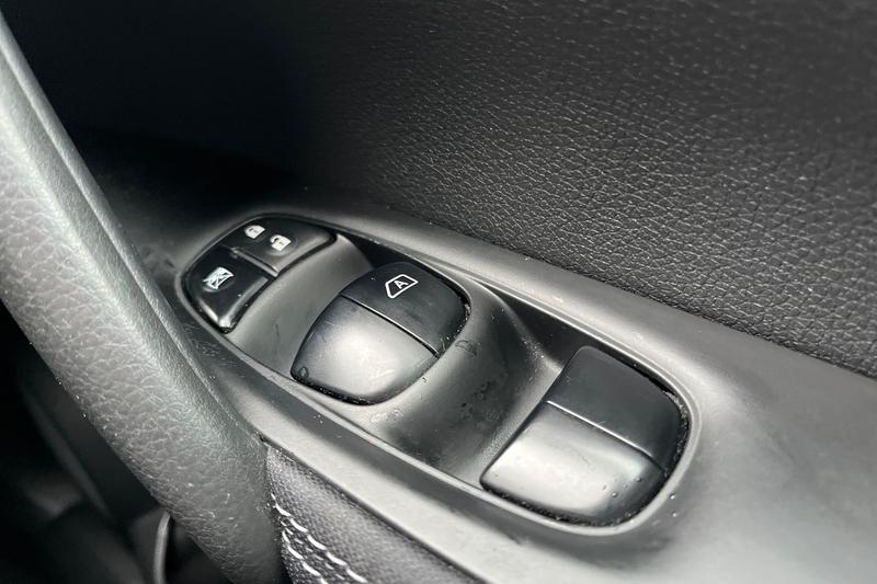 Used Nissan Qashqai 2016 for sale - 77529107: Photo 16