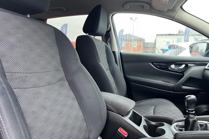 Used Nissan Qashqai 2016 for sale - 77529107: Photo 17