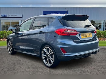 Used Ford Fiesta 2018 for sale - 76277351: Photo 2