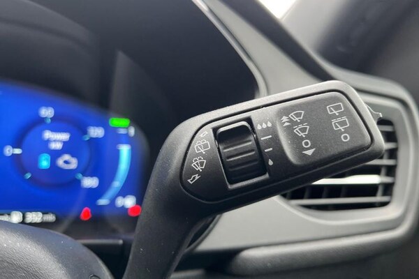 Used Ford Kuga 2023 for sale - 76302760: Photo 15