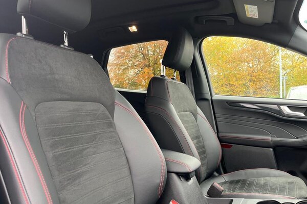 Used Ford Kuga 2023 for sale - 76302760: Photo 17