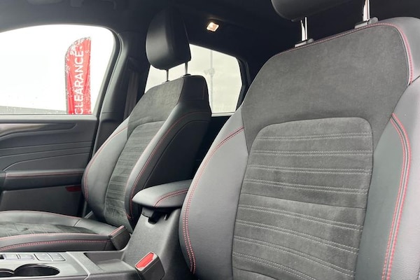 Used Ford Kuga 2023 for sale - 76302760: Photo 19