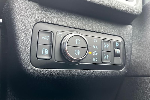 Used Ford Kuga 2023 for sale - 76302760: Photo 33