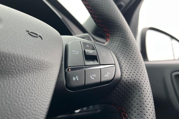 Used Ford Kuga 2023 for sale - 76302760: Photo 40
