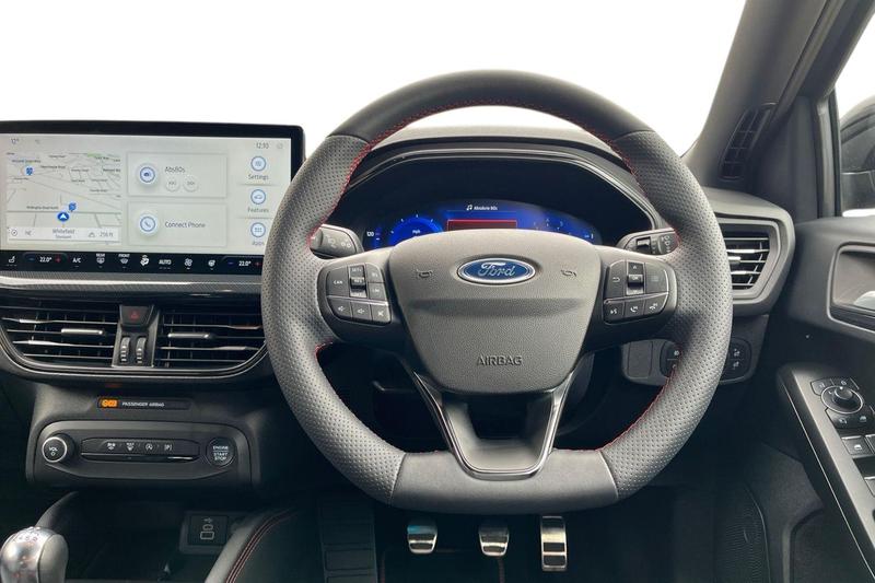 Used Ford Focus 2023 for sale - 77376004: Photo 11