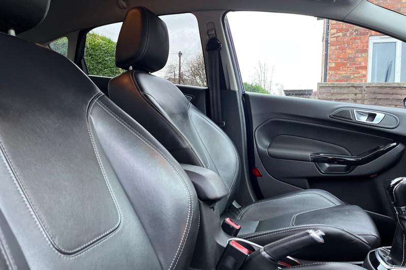 Used Ford Fiesta 2016 for sale - 76977351: Photo 17