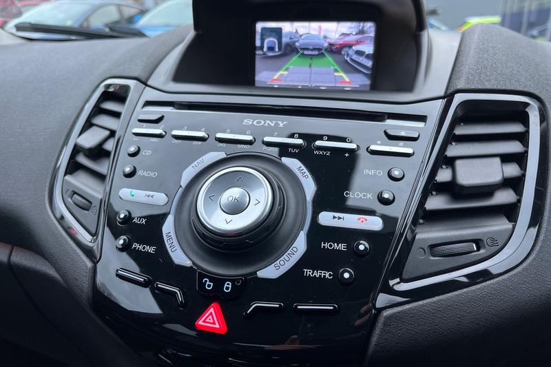 Used Ford Fiesta 2016 for sale - 76977351: Photo 36