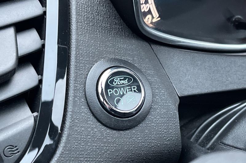 Used Ford Fiesta 2016 for sale - 76977351: Photo 38