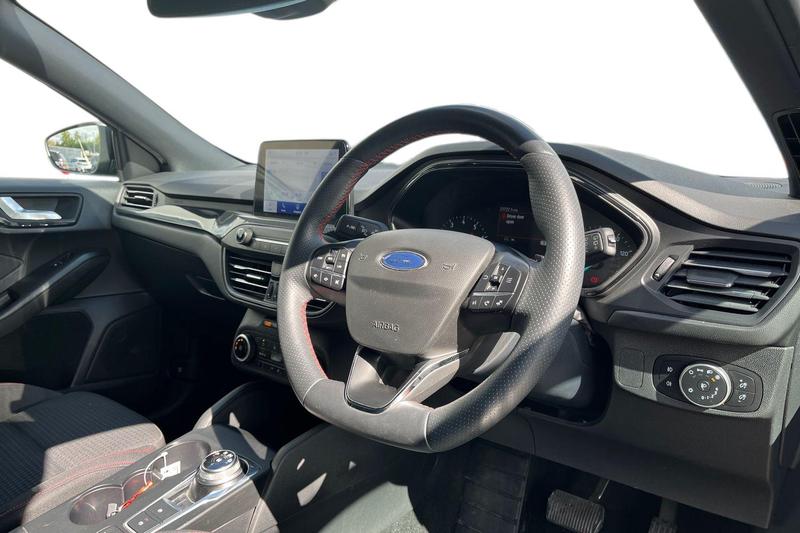 Used Ford Focus 2021 for sale - 76079801: Photo 9