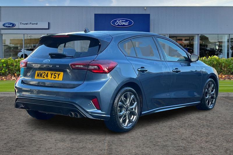 Used Ford Focus 2024 for sale - 76738879: Photo 4