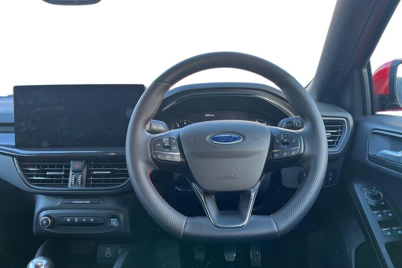 Used Ford Focus 2023 for sale - 77025864: Photo 11