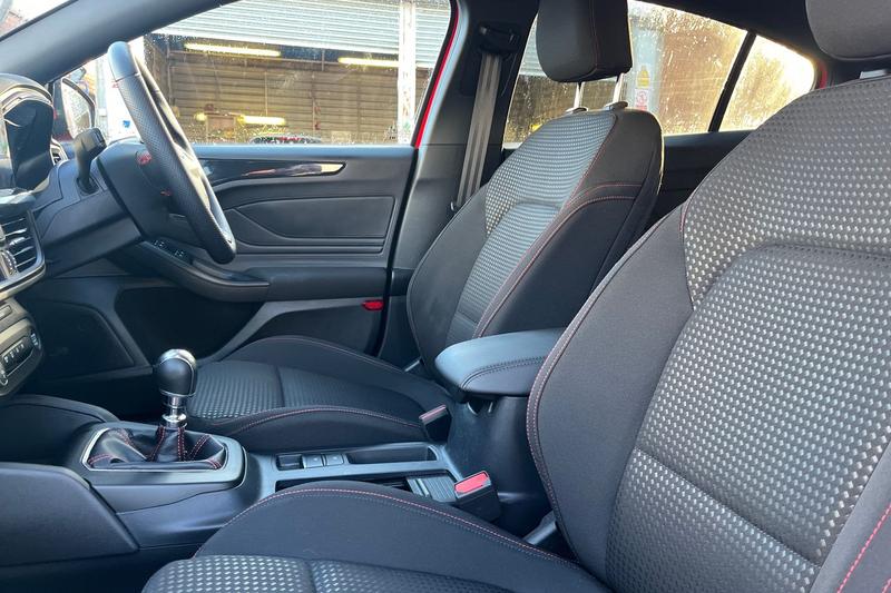 Used Ford Focus 2023 for sale - 77025864: Photo 19