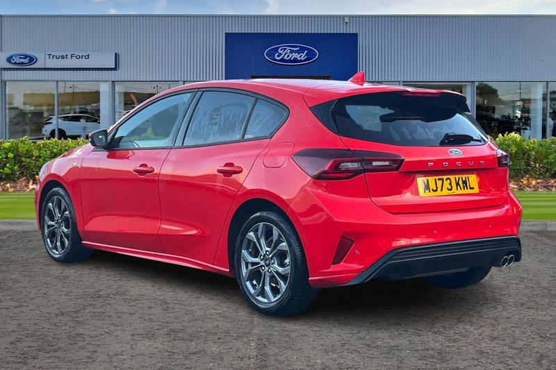 Used Ford Focus 2023 for sale - 77025864: Photo 2