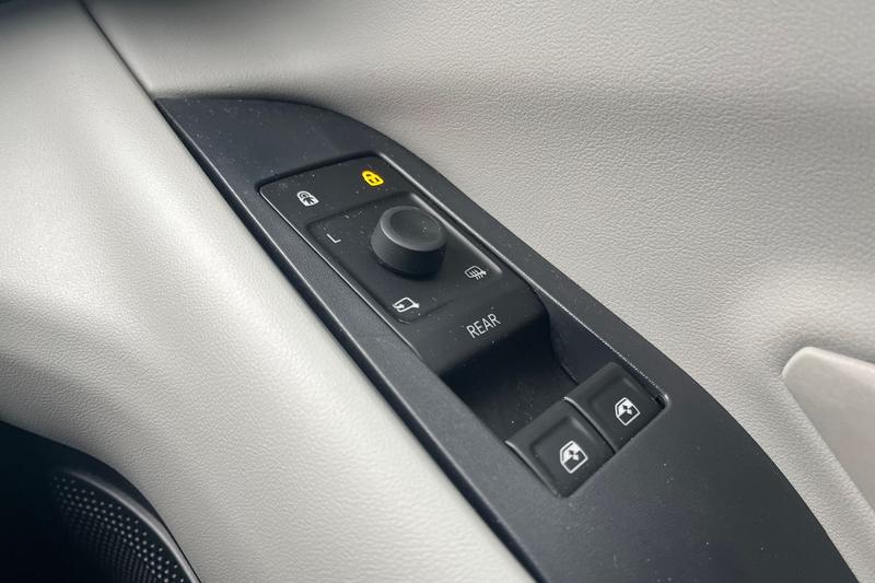 Used Ford Explorer 2024 for sale - 77176336: Photo 16