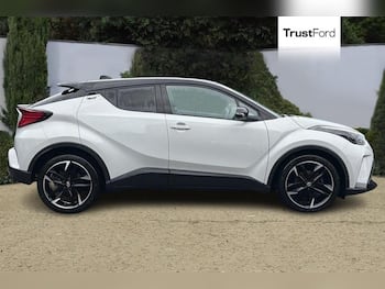 Used Toyota C-HR 2023 for sale - 79713556: Photo