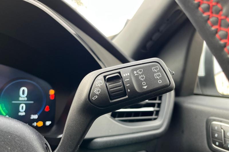 Used Ford Kuga 2024 for sale - 76452833: Photo 15