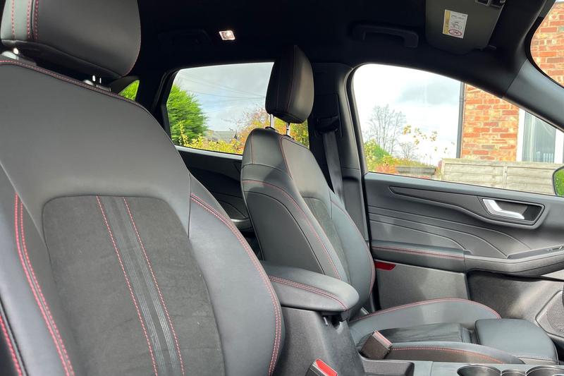 Used Ford Kuga 2024 for sale - 76452833: Photo 17