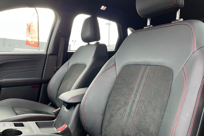 Used Ford Kuga 2024 for sale - 76452833: Photo 19