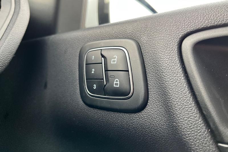 Used Ford Kuga 2024 for sale - 76452833: Photo 38