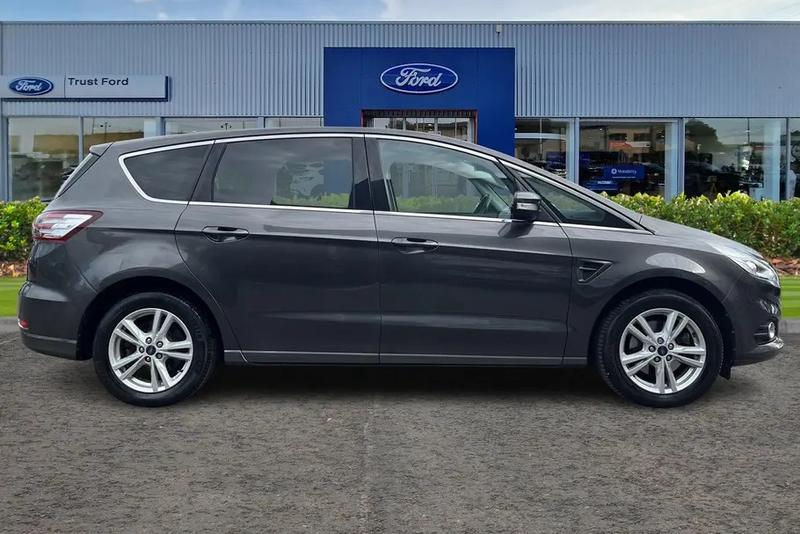 Used Ford S-Max 2016 for sale - 76476832: Photo 4