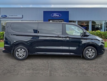 Used Ford Tourneo Custom 2024 for sale - 77493371: Photo