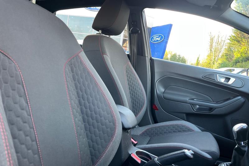 Used Ford Fiesta 2016 for sale - 76568485: Photo 17