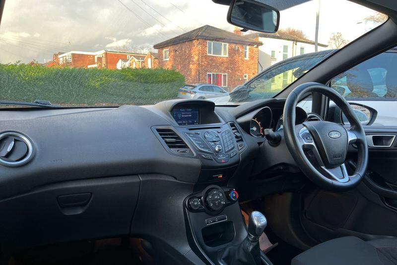 Used Ford Fiesta 2016 for sale - 76568485: Photo 18