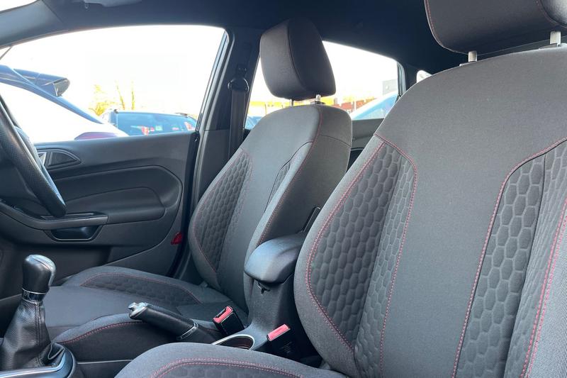 Used Ford Fiesta 2016 for sale - 76568485: Photo 19