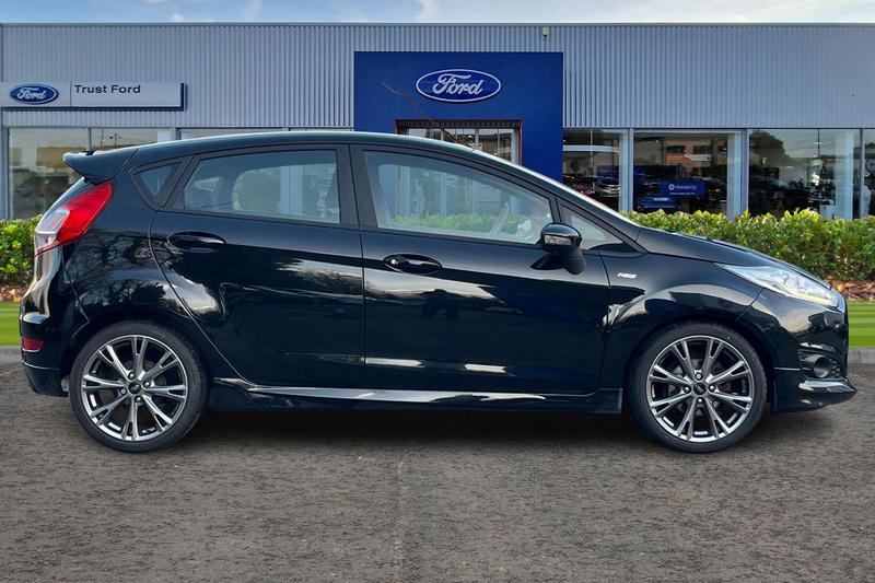 Used Ford Fiesta 2016 for sale - 76568485: Photo 3