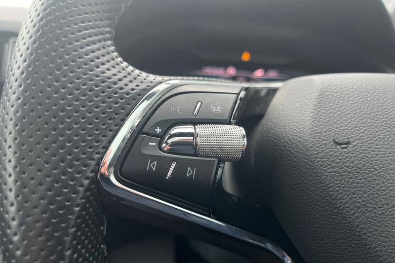 Used Skoda Karoq 2021 for sale - 77340081: Photo 39