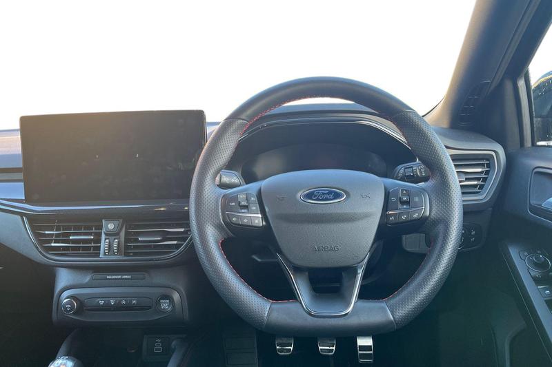 Used Ford Focus 2024 for sale - 76616287: Photo 11