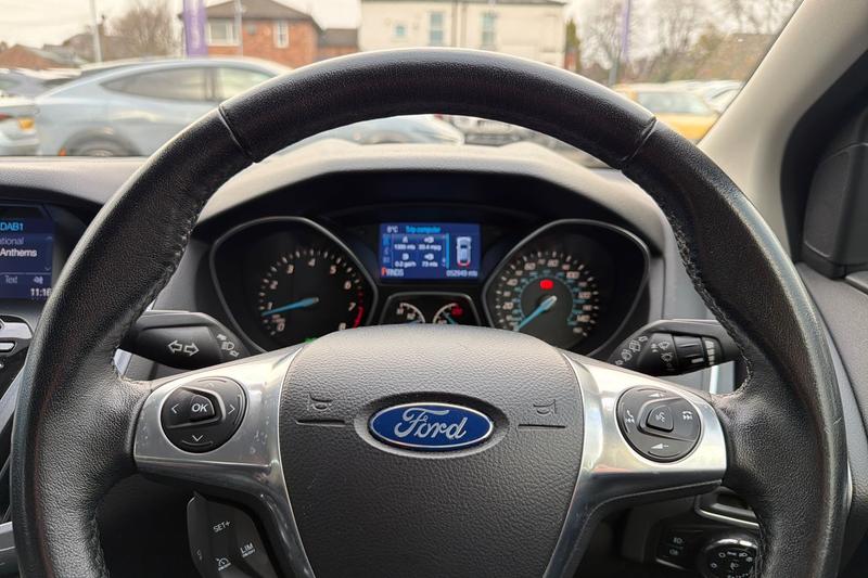 Used Ford Focus 2014 for sale - 76738849: Photo 12