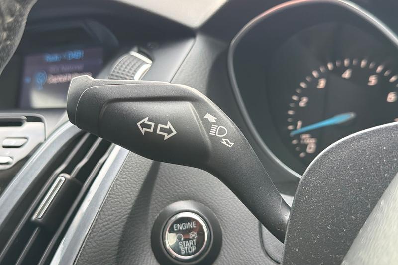 Used Ford Focus 2014 for sale - 76738849: Photo 14