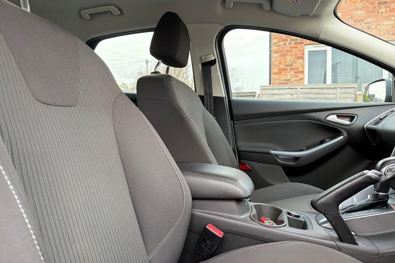 Used Ford Focus 2014 for sale - 76738849: Photo 17