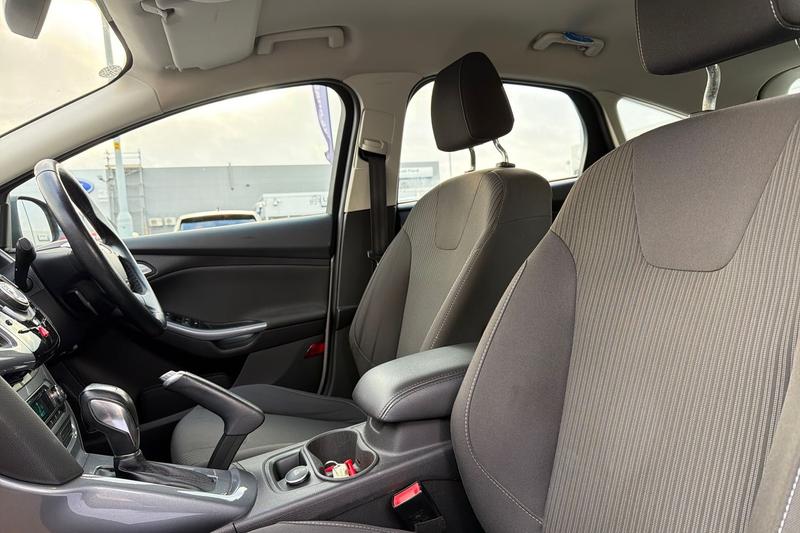 Used Ford Focus 2014 for sale - 76738849: Photo 19