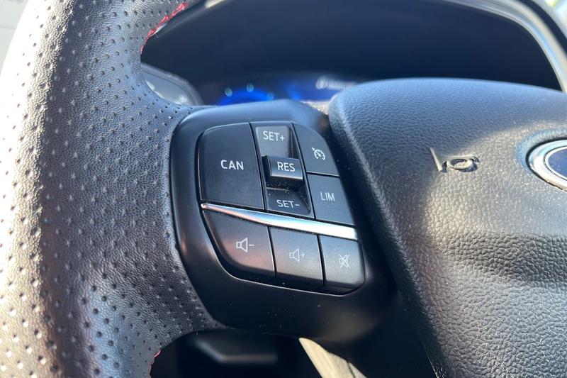 Used Ford Focus 2023 for sale - 76038036: Photo 39