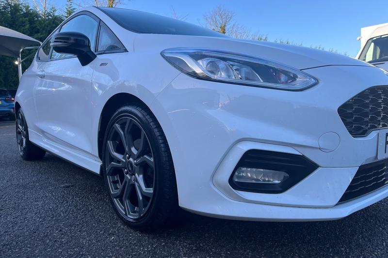 Used Ford Fiesta 2018 for sale - 77088136: Photo 26