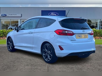 Used Ford Fiesta 2018 for sale - 77088136: Photo