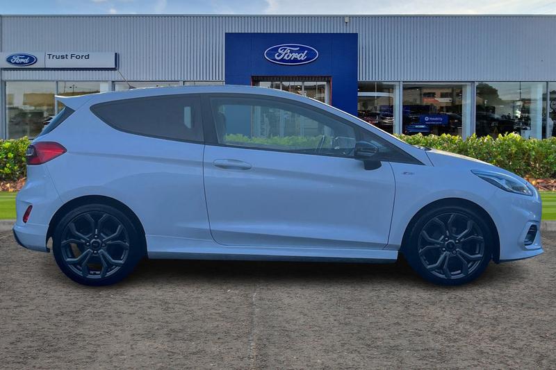 Used Ford Fiesta 2018 for sale - 77088136: Photo 3
