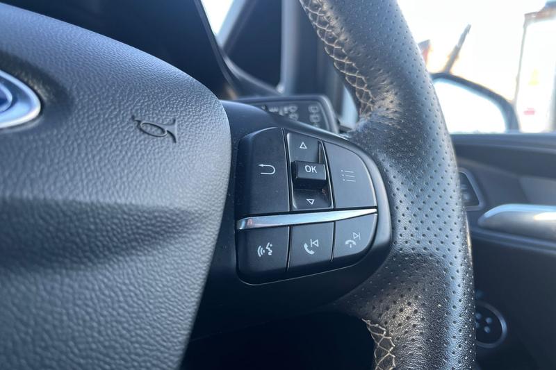 Used Ford Fiesta 2018 for sale - 77088136: Photo 40