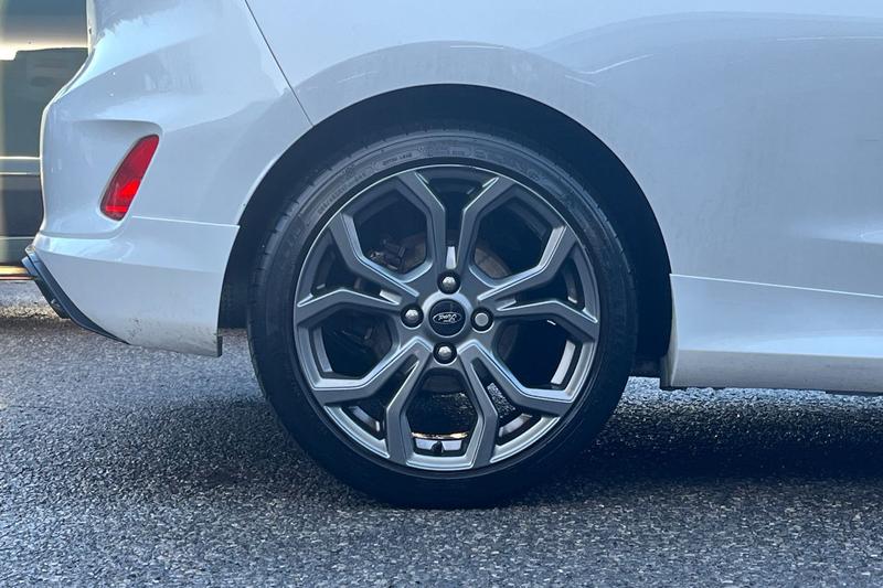 Used Ford Fiesta 2018 for sale - 77088136: Photo 8