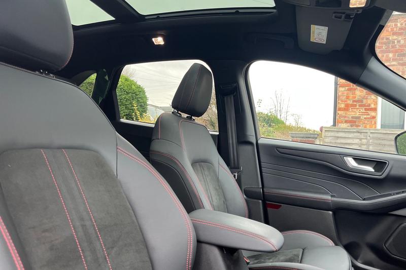 Used Ford Kuga 2025 for sale - 76933578: Photo 17